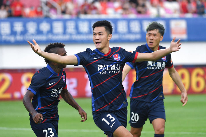 与防守